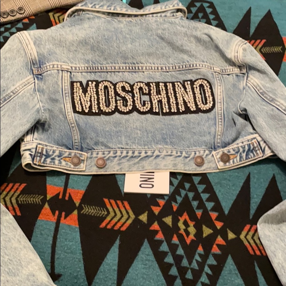 - H&M moschino colab